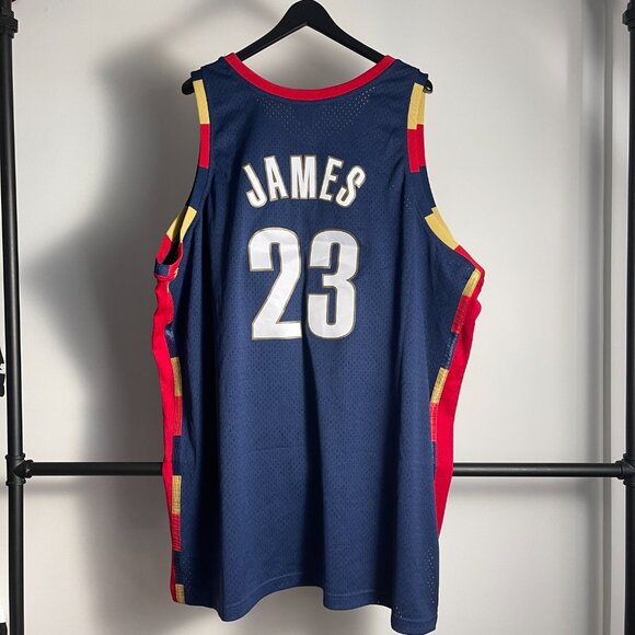 Men's Mitchell & Ness Cleveland Cavaliers James Jersey size 4XLT - Picture 2 of 3
